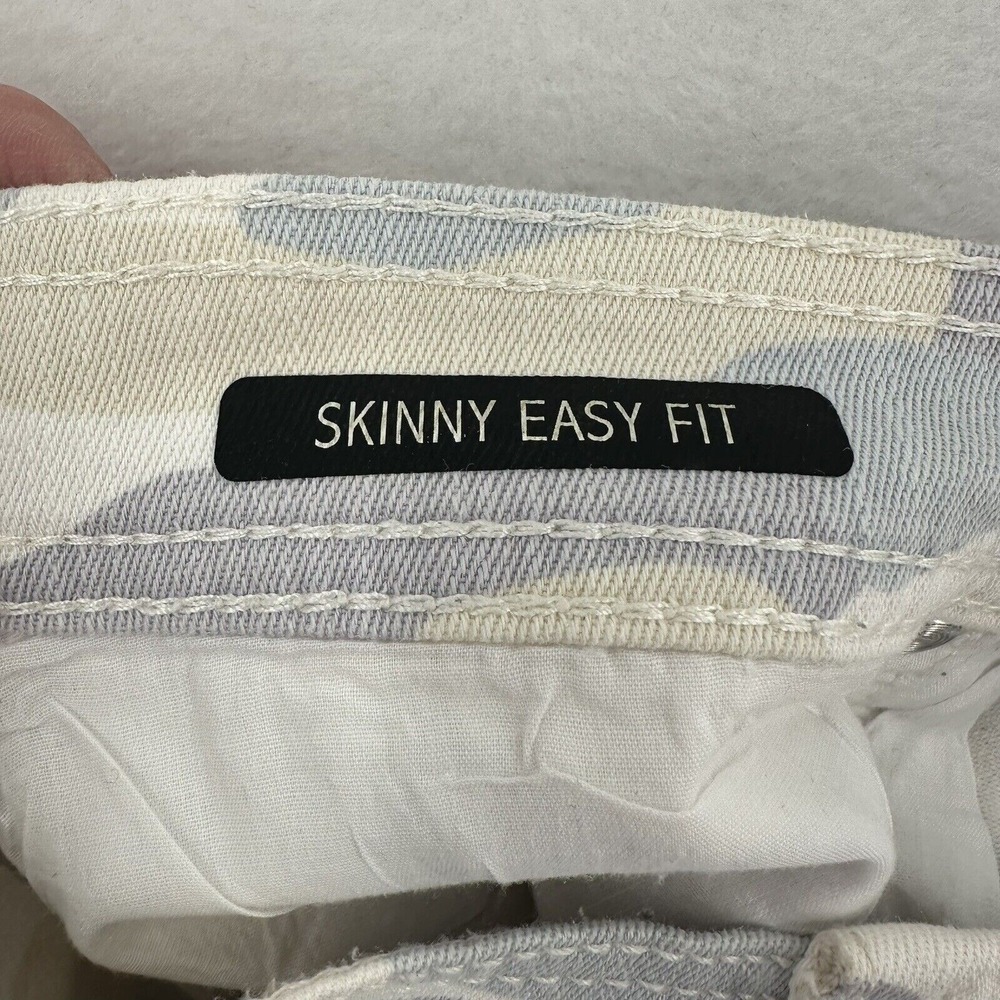 Seven7 Womens Camo Skinny Easy Fit Jeans Grey Beige Distressed Size 6 Casual - Picture 6 of 8